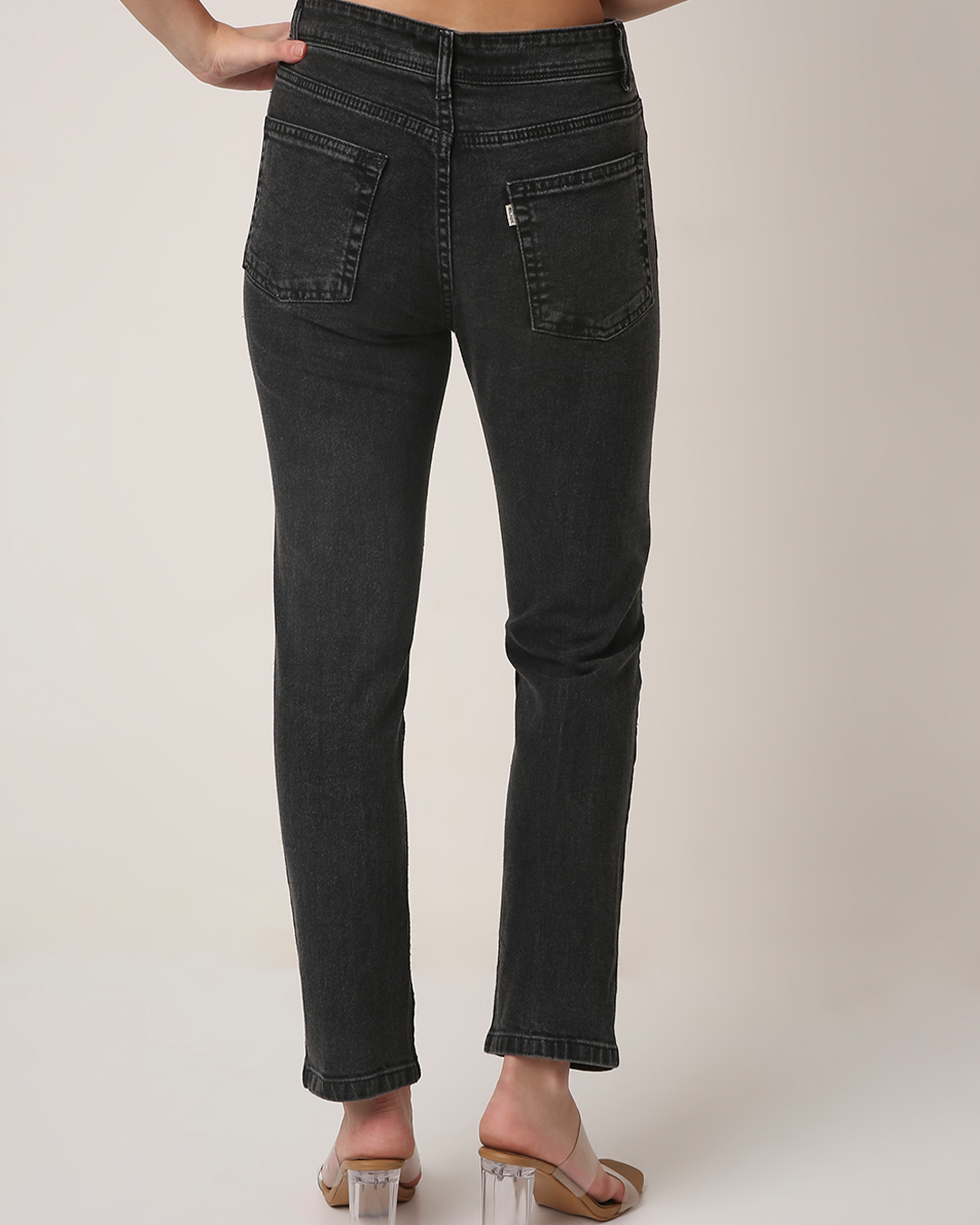 Black MID-WASH High-Waist Slim-Fit Jeans