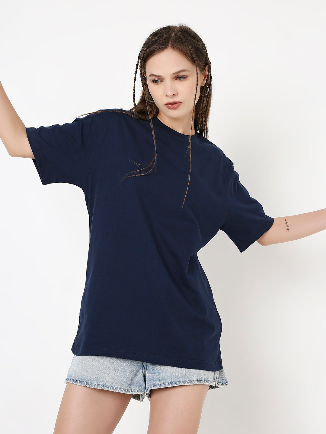 RELAXED FIT NAVY-BLUE SOLID TSHIRT