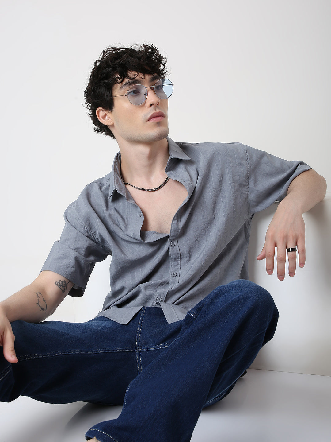 PREMIUM WEIGHTLESS SHORT SLEEVE SHIRT