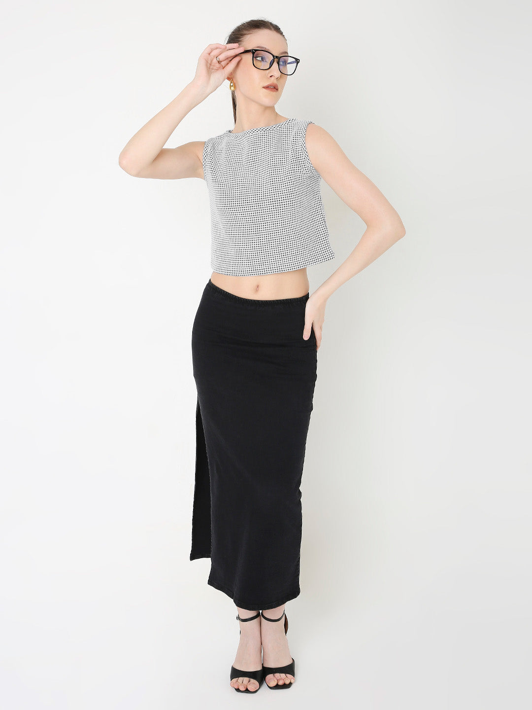 GRAY MINIMALIST CROP TOP
