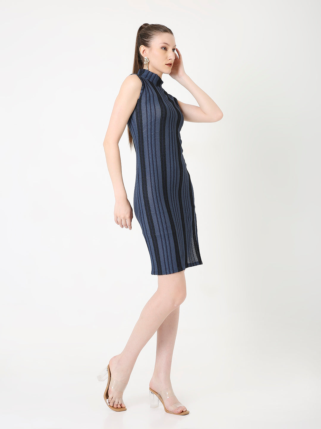 BLUE STRIPED PATTERNED SLEEVELESS HIGH NECK SHORT SLIT DRESS