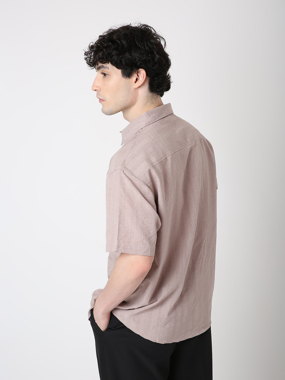 PREMIUM WEIGHTLESS SHORT SLEEVE SHIRT