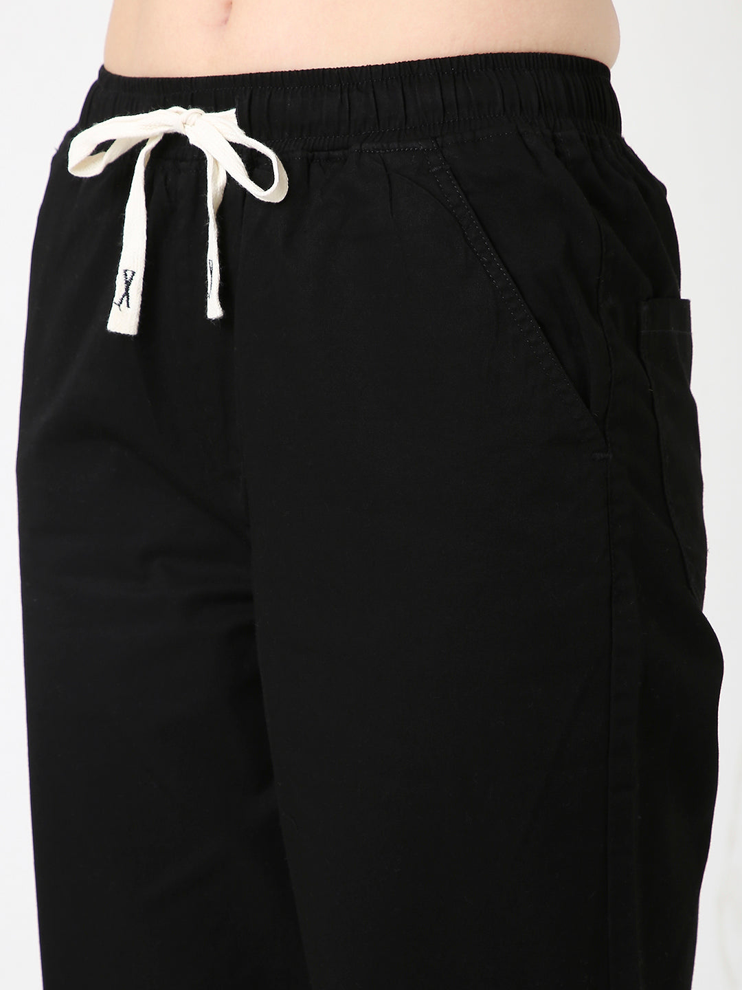 BLACK UNISEX RELAXED FIT DRAWSTRING PANTS