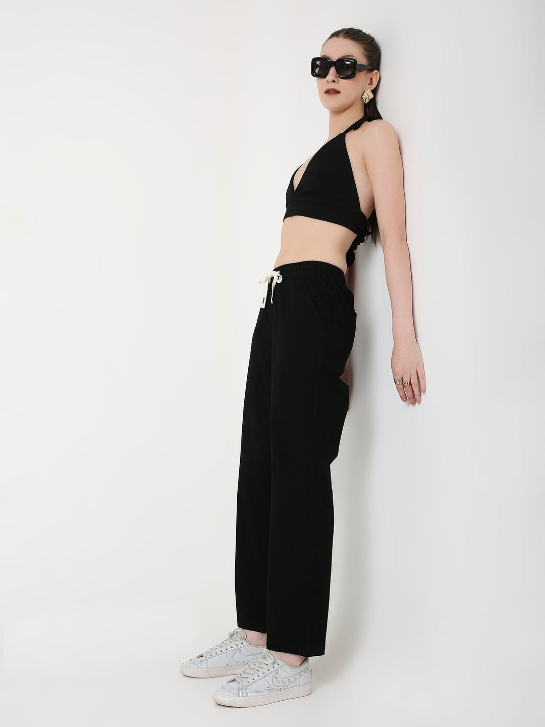 BLACK UNISEX RELAXED FIT DRAWSTRING PANTS