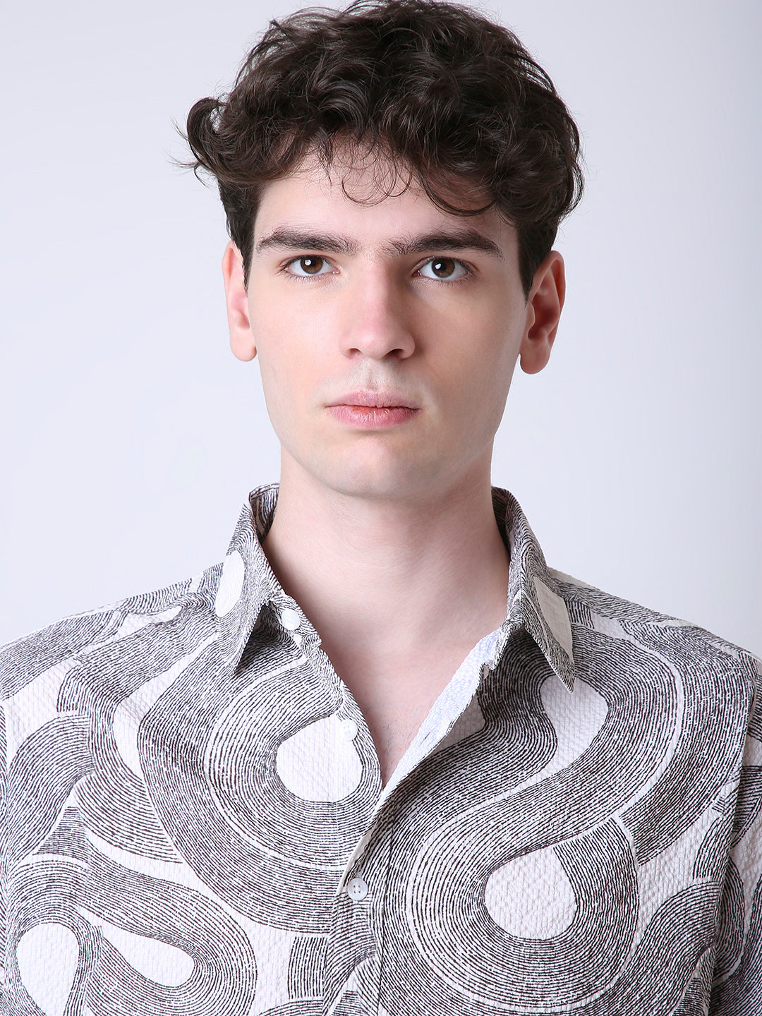 ABSTRACT PRINTED TEXTURED SHORT SLEEVE SHIRT