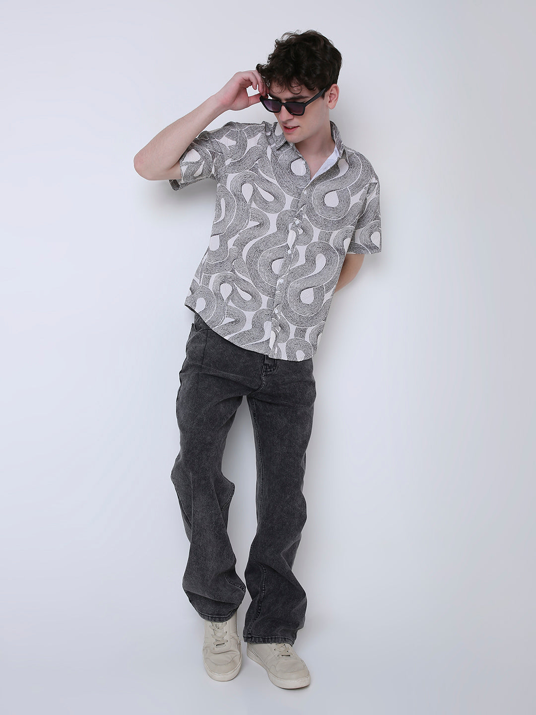 ABSTRACT PRINTED TEXTURED SHORT SLEEVE SHIRT