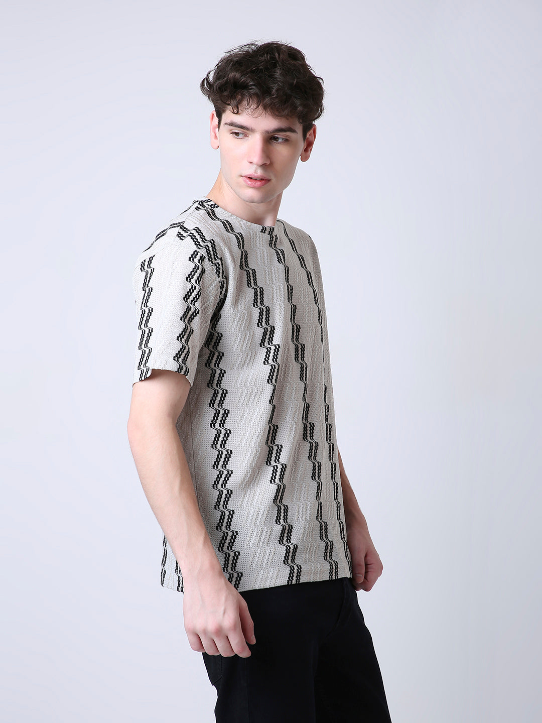 GRAY TEXTURED STRIPED TSHIRT