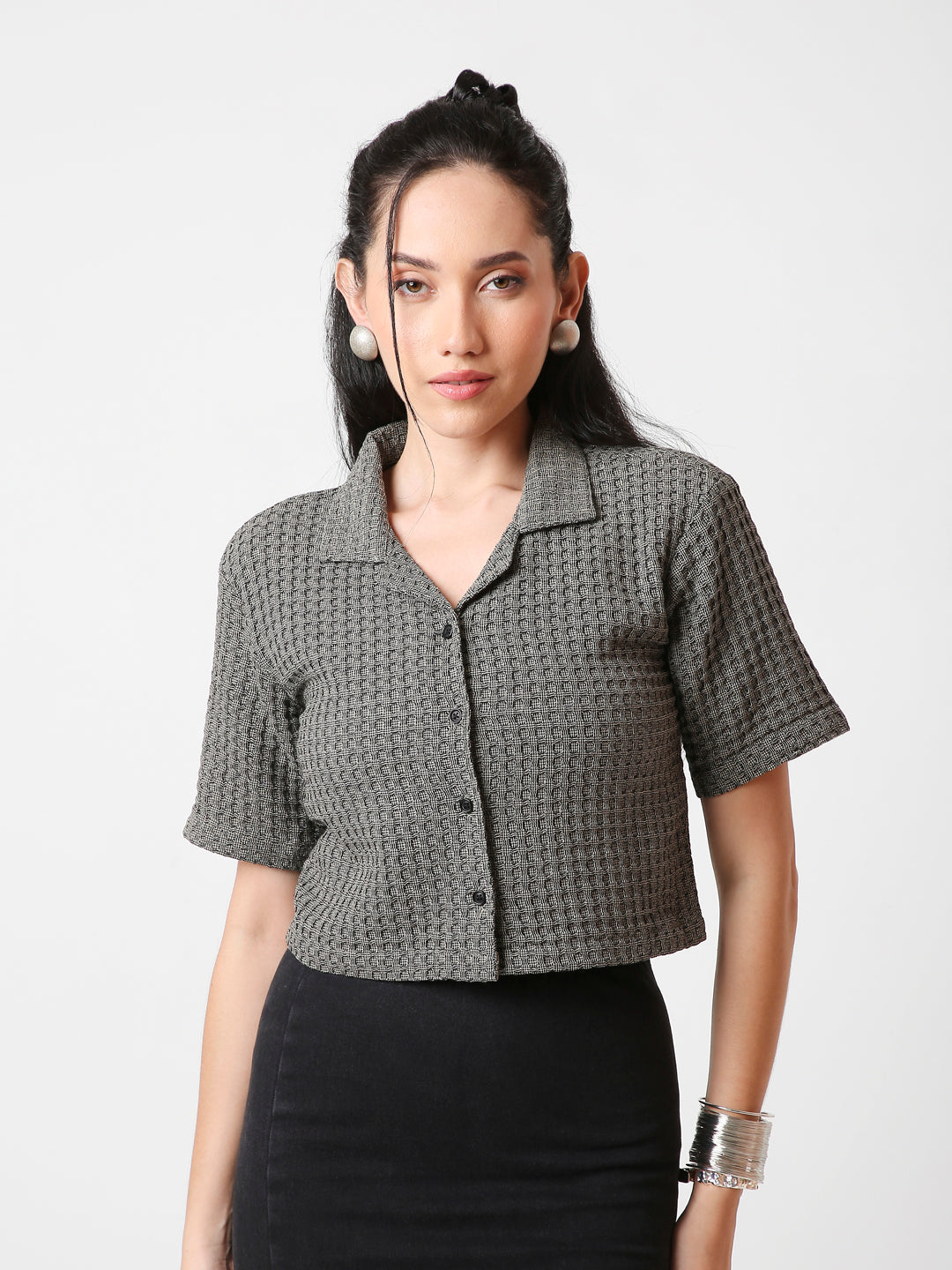 COTTON TEXTURED CROPPED BUTTON-DOWN SHIRT