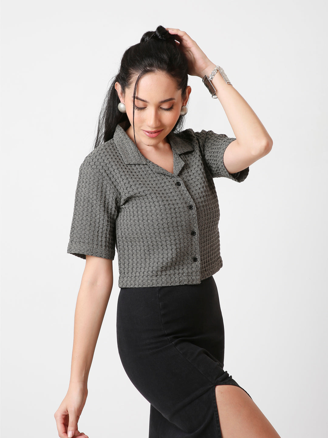 COTTON TEXTURED CROPPED BUTTON-DOWN SHIRT