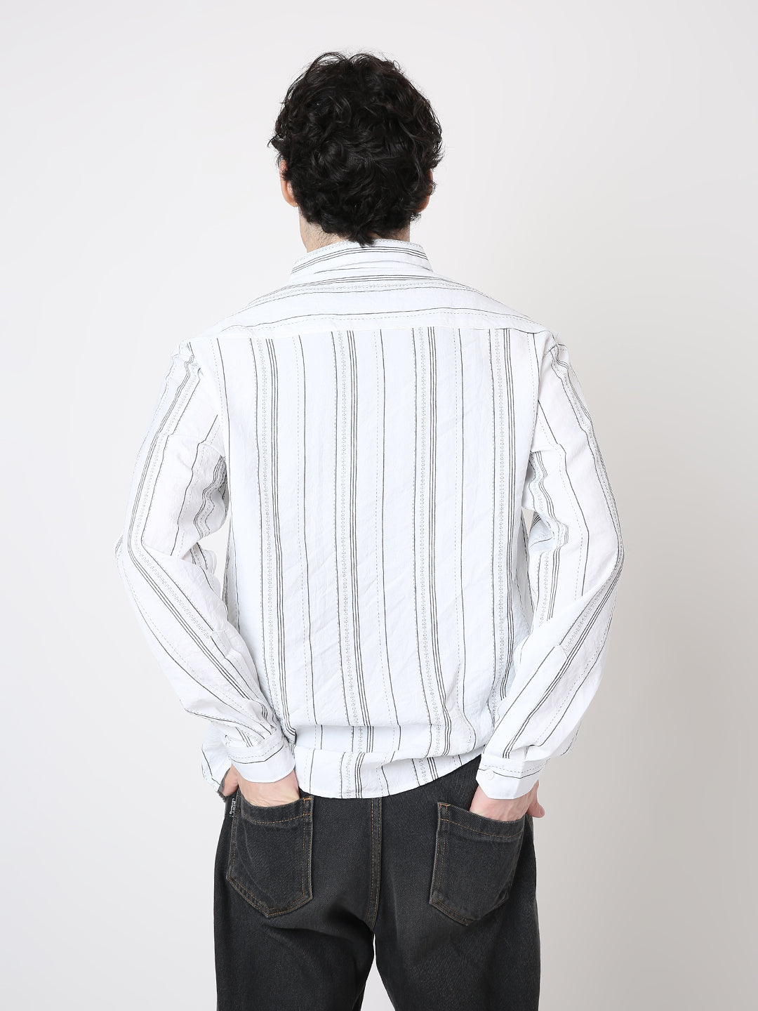 SLEEK VERTICAL STRIPED CASUAL SHIRT