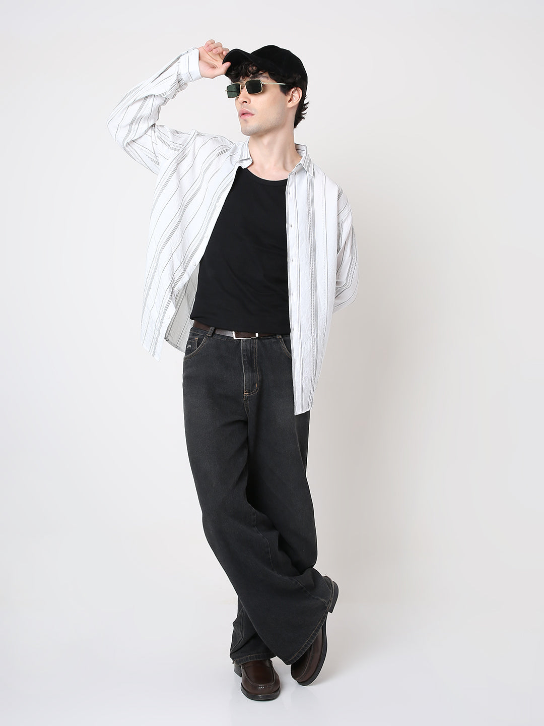 SLEEK VERTICAL STRIPED CASUAL SHIRT