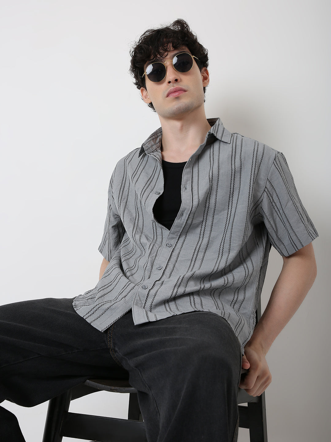 GRAY VERTICAL STRIPE SHIRT