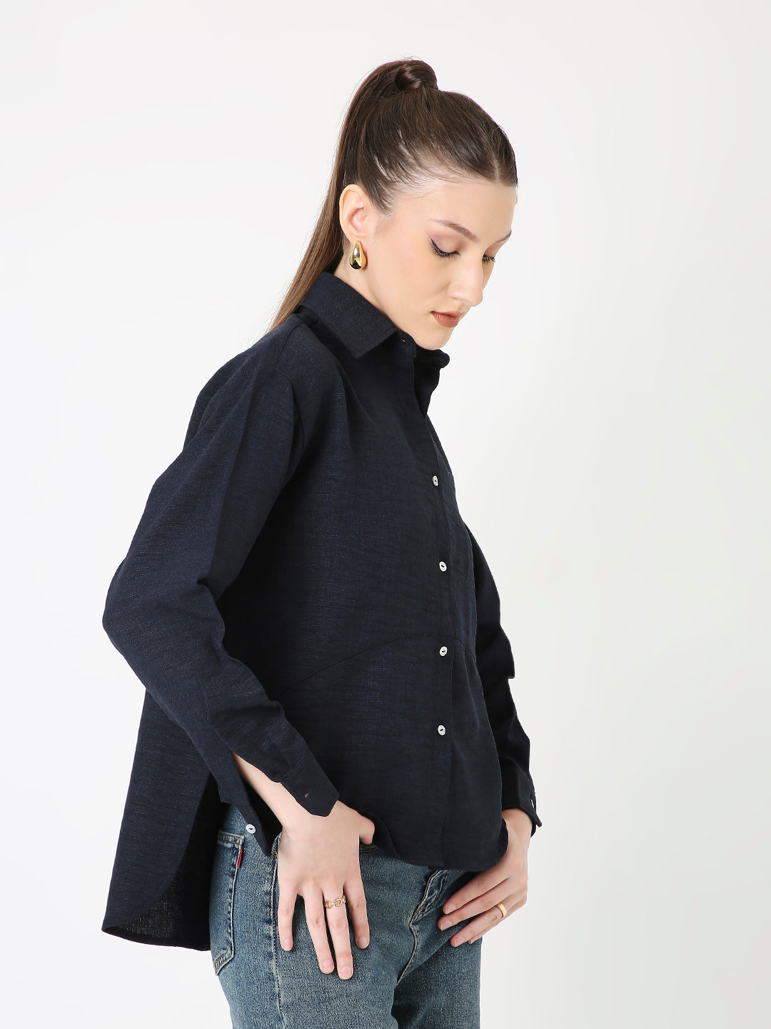 CLASSIC NAVY BLUE BUTTON-DOWN SHIRT