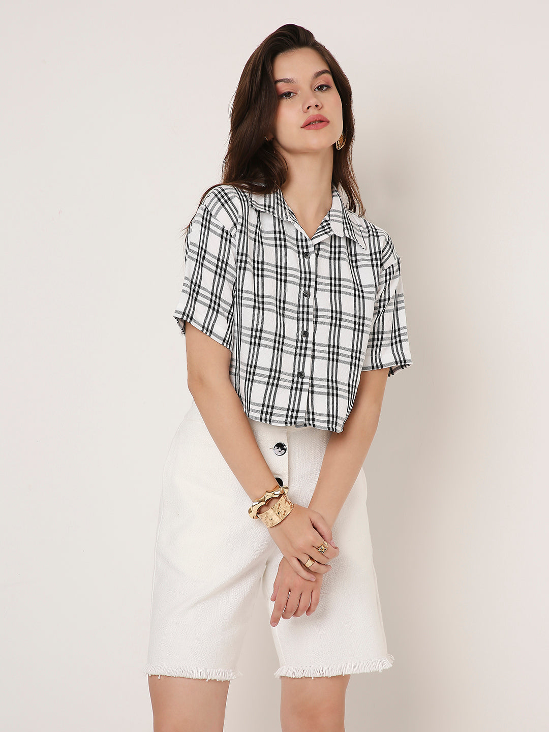 VERSATILE CHECKED CROP SHIRT
