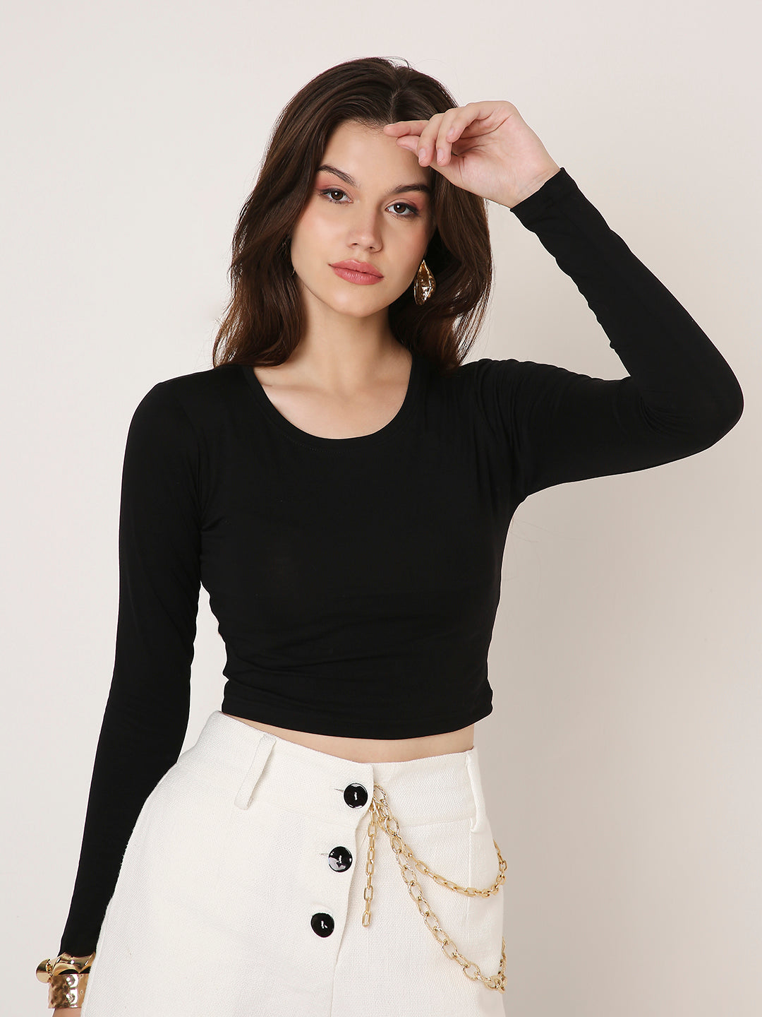 BLACK Full-Sleeve Fitted Crop Top
