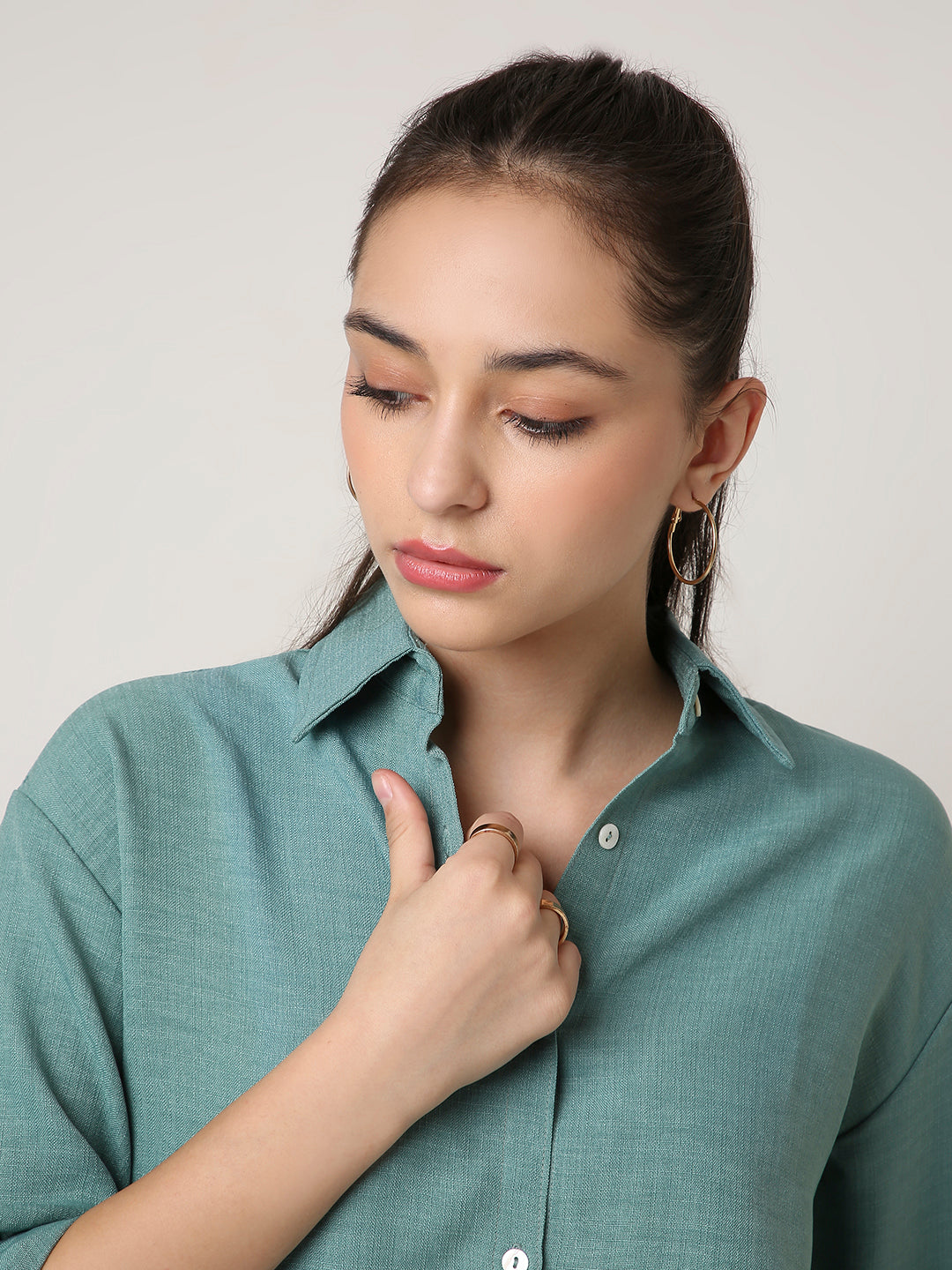 GREEN STRUCTURED COMFORT SHIRT
