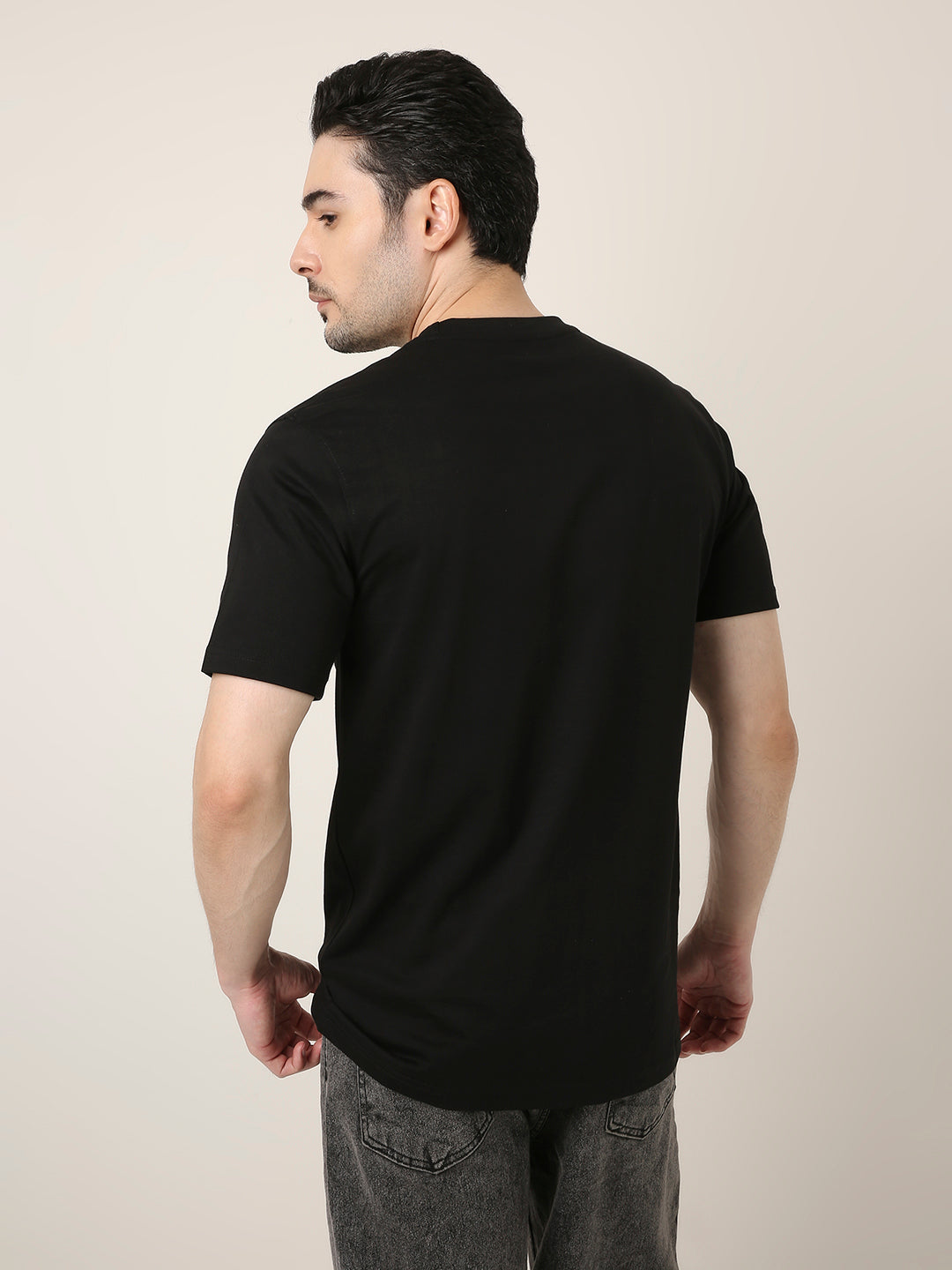 RELAXED FIT:BLACK PRINTED TSHIRT