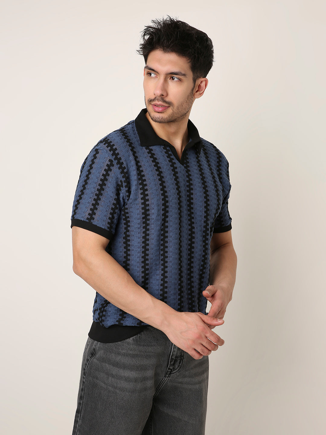 BLUE TEXTURED POLO TSHIRT