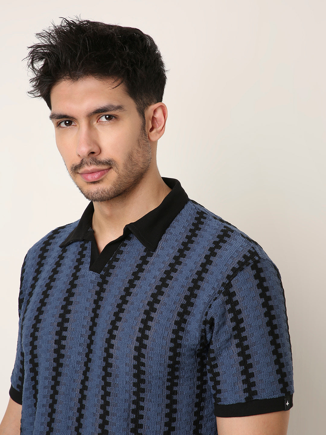 BLUE TEXTURED POLO TSHIRT