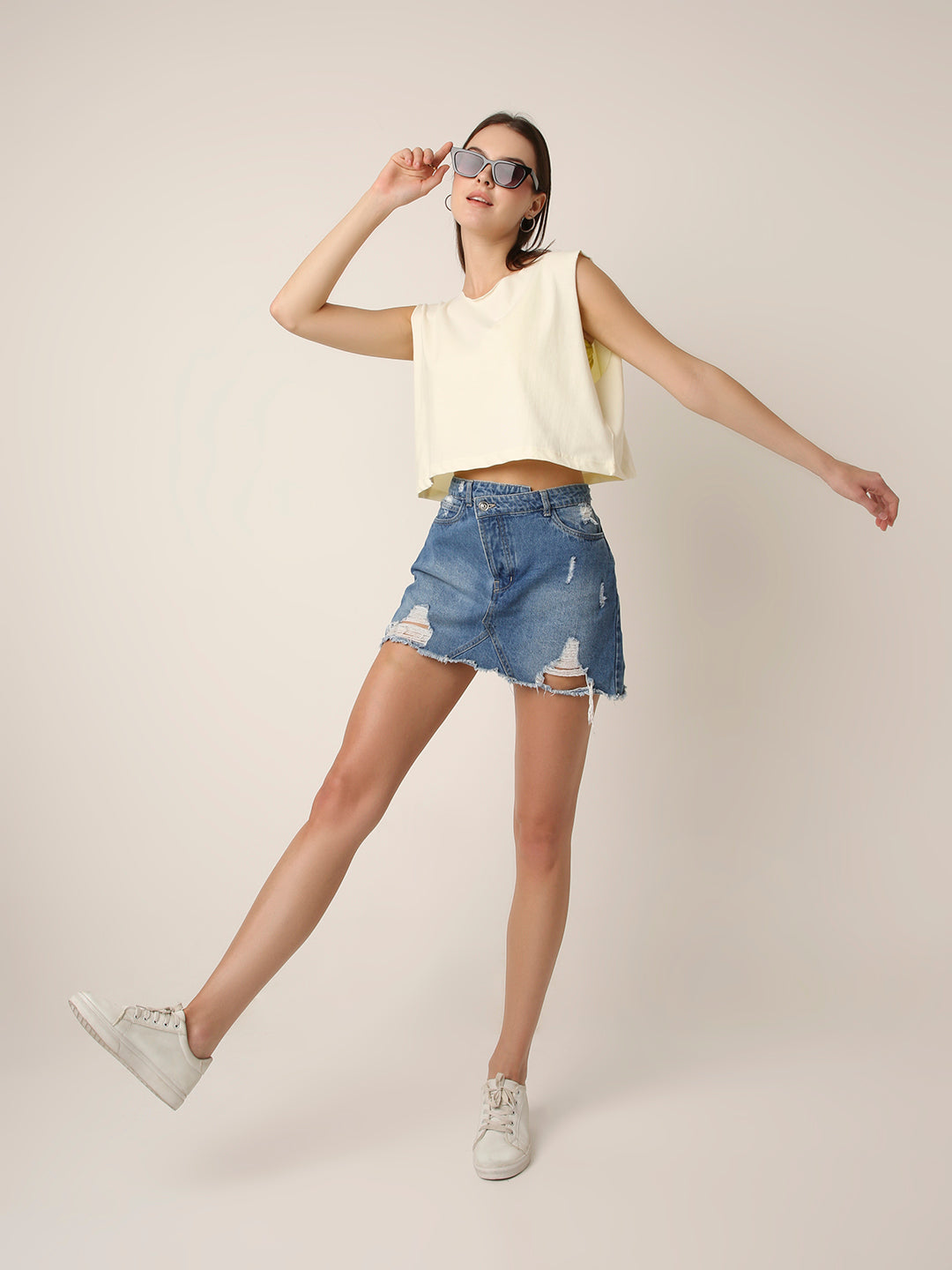 OFF-WHITE Sleeveless Crop Top