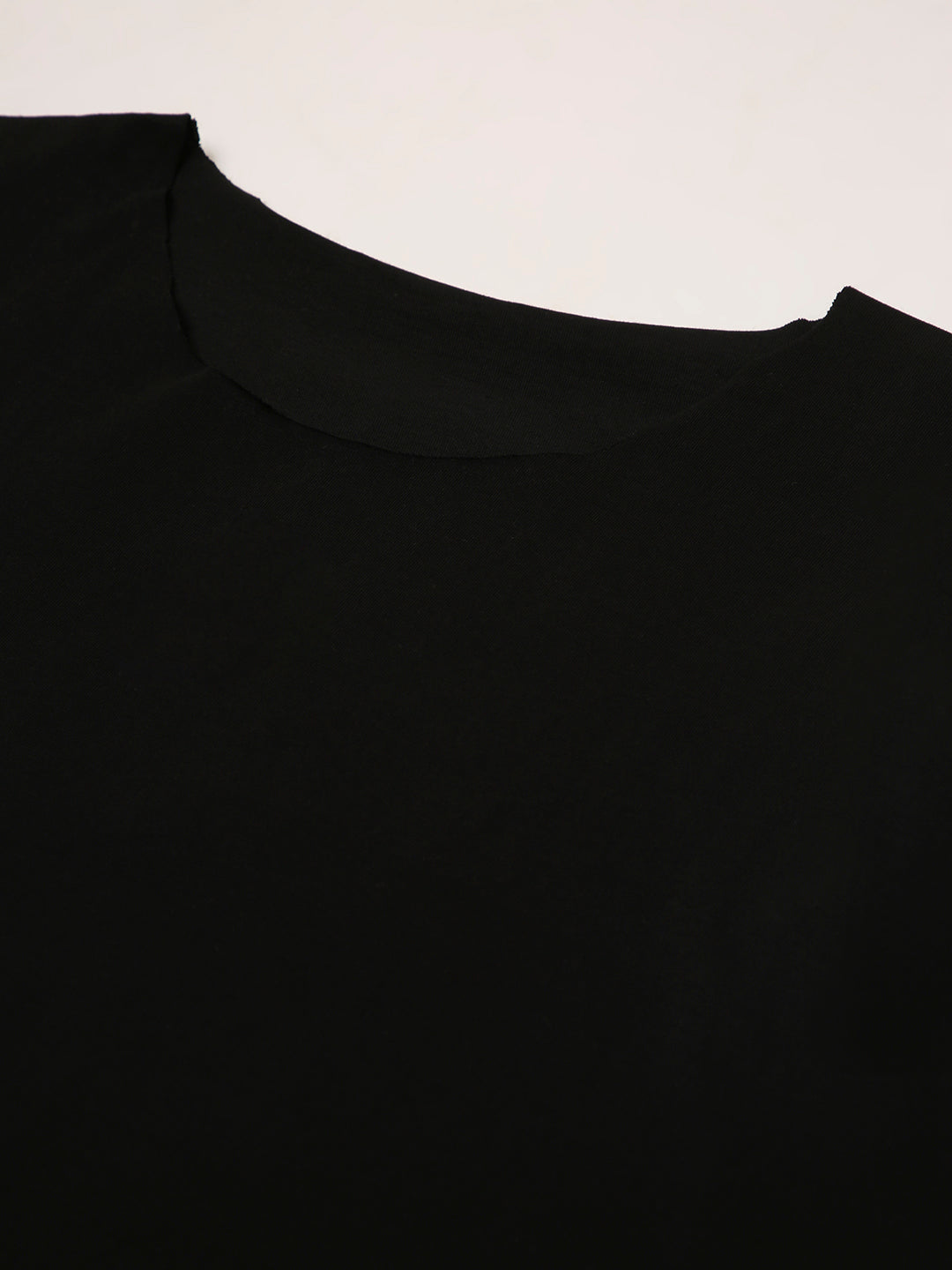 BLACK Sleeveless Crop Top