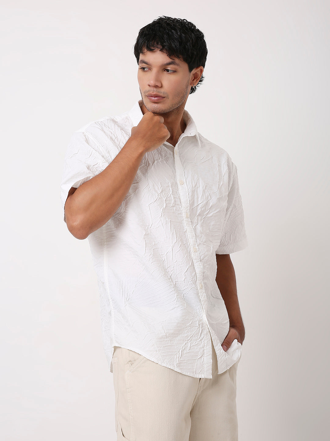WHITE CRINKLE TEXTURED RELAXED SHIRT