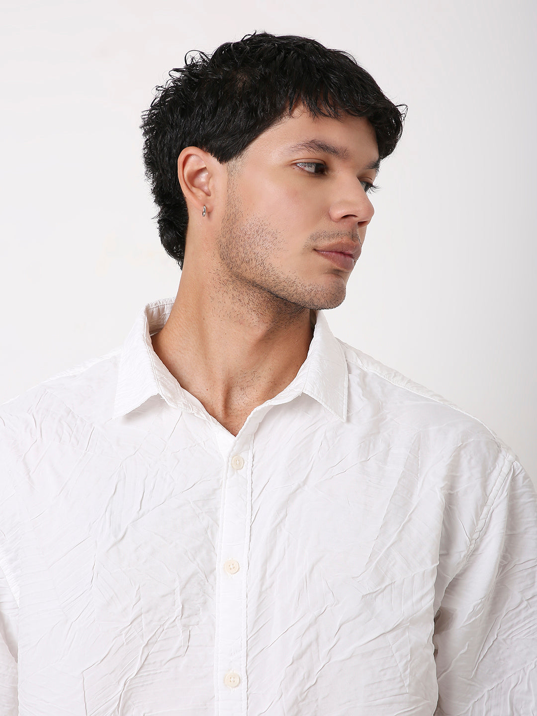 WHITE CRINKLE TEXTURED RELAXED SHIRT