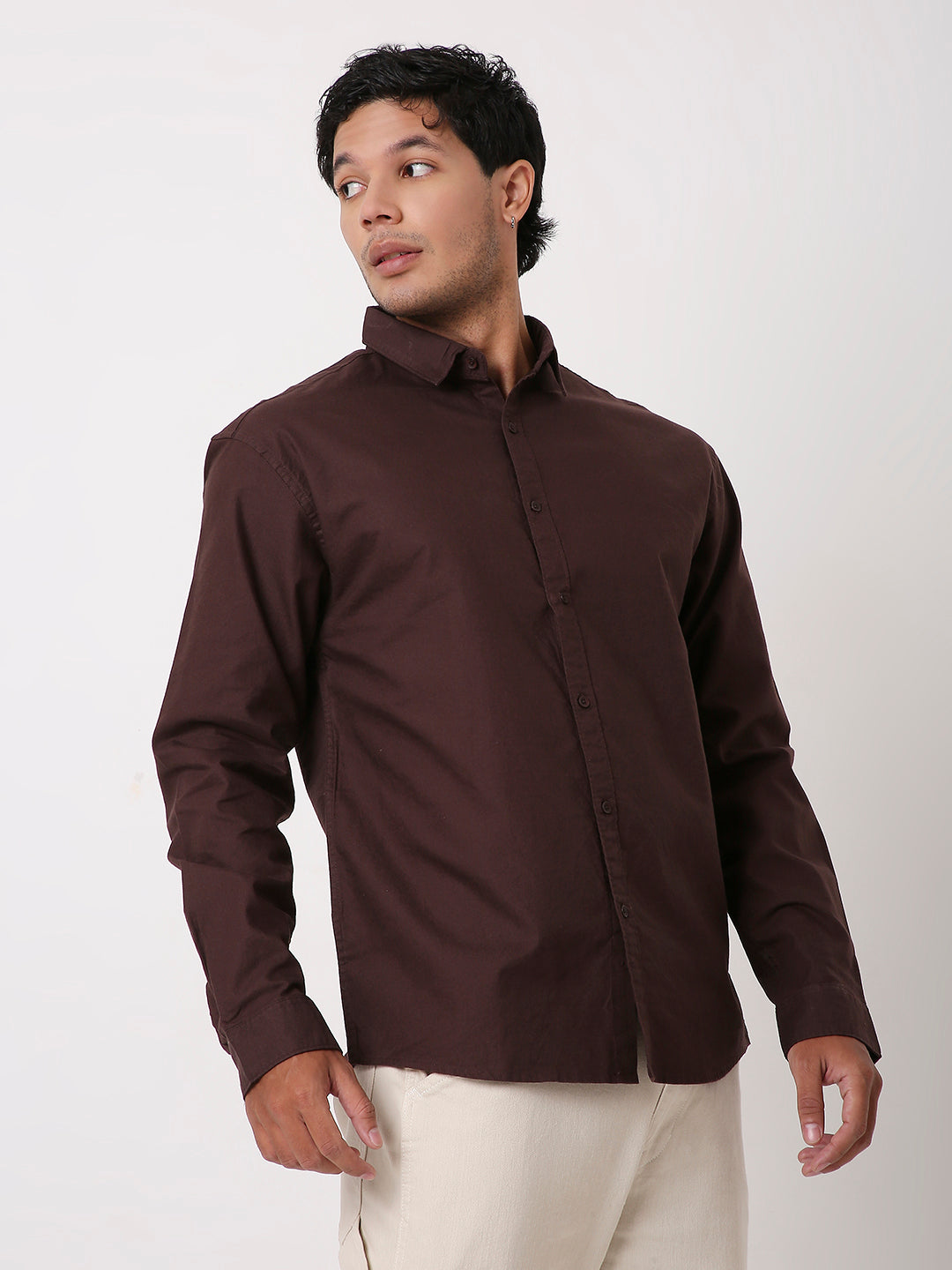 BROWN ESSENTIAL OXFORD SHIRT