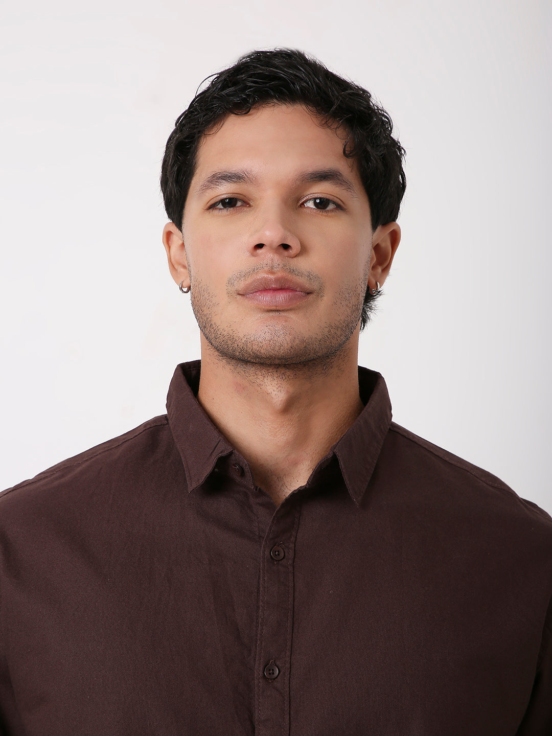 BROWN ESSENTIAL OXFORD SHIRT