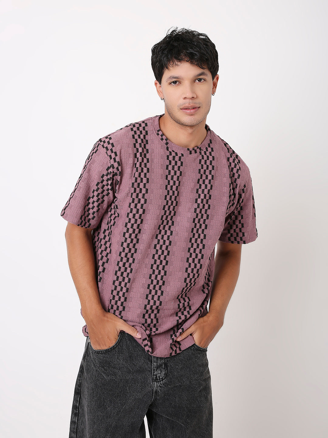 PLUM STRIPED PATTERNED TSHIRT