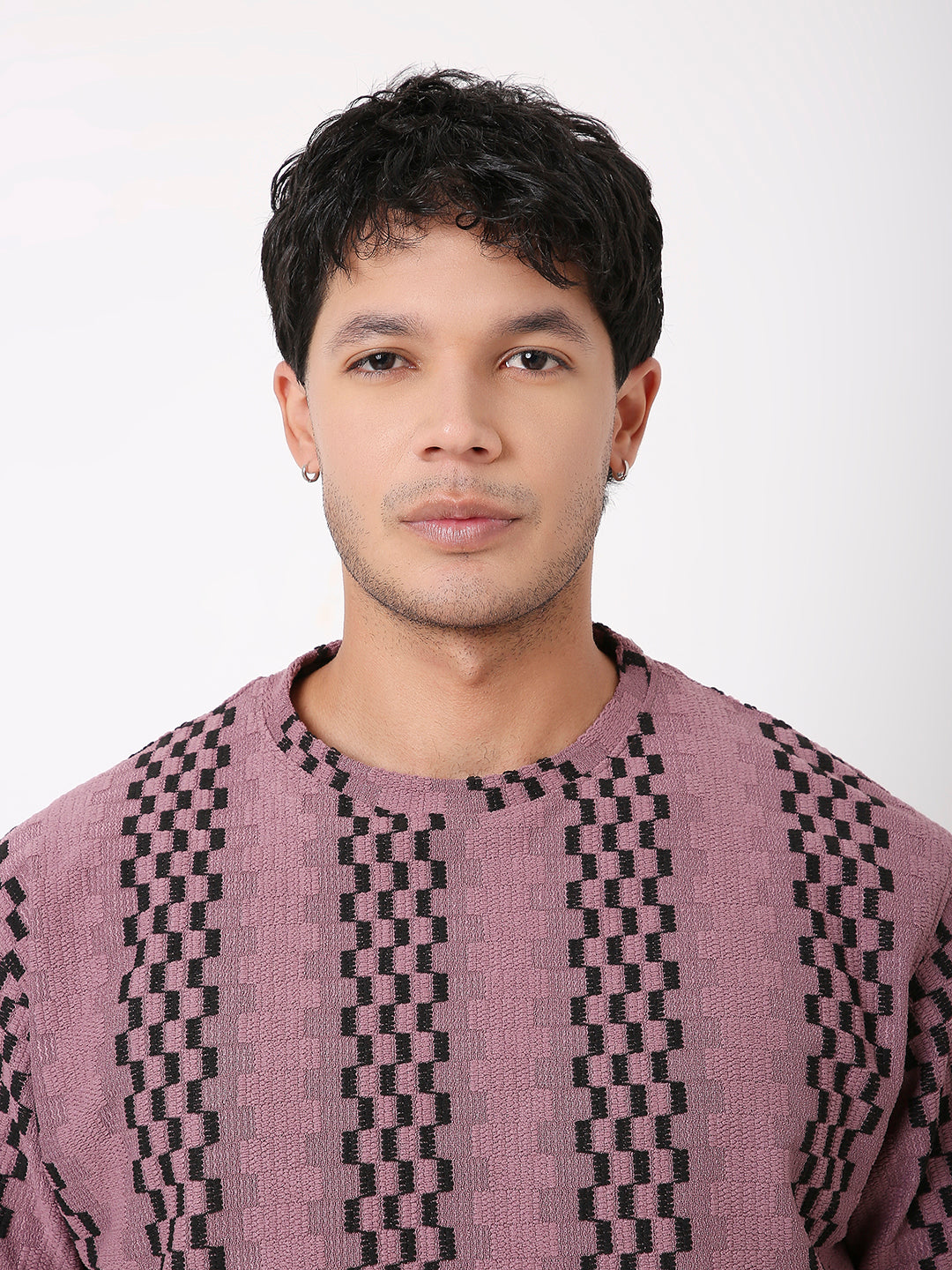 PLUM STRIPED PATTERNED TSHIRT