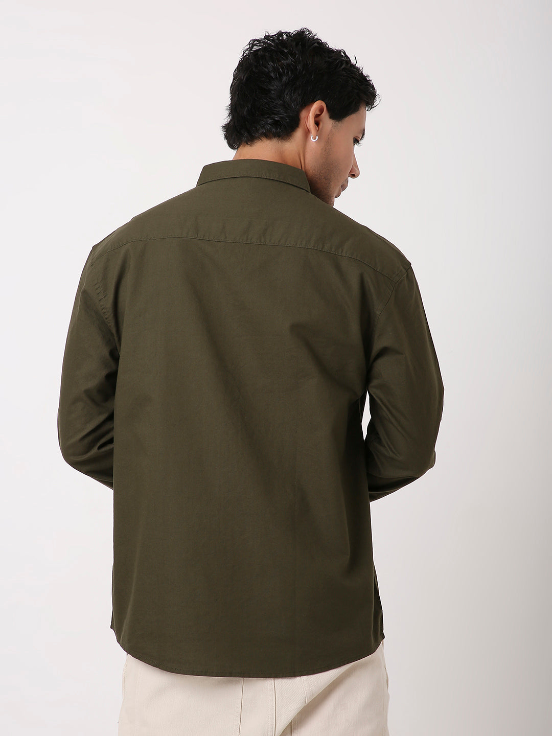 OLIVE ESSENTIAL OXFORD SHIRT