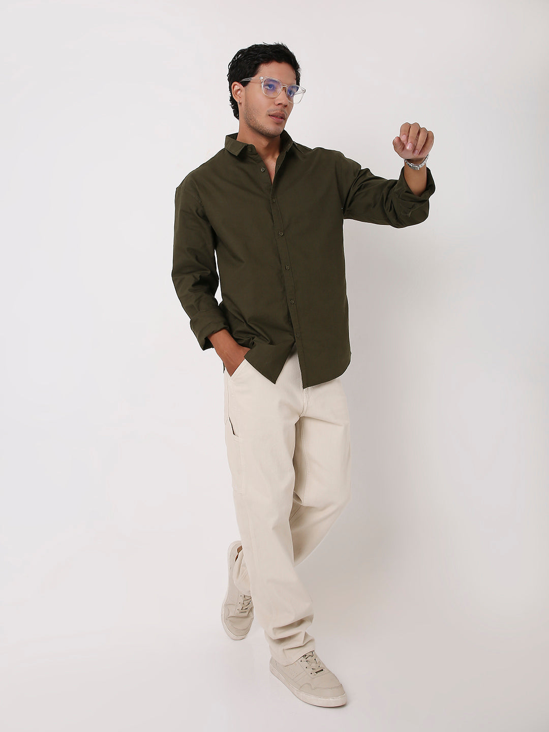 OLIVE ESSENTIAL OXFORD SHIRT