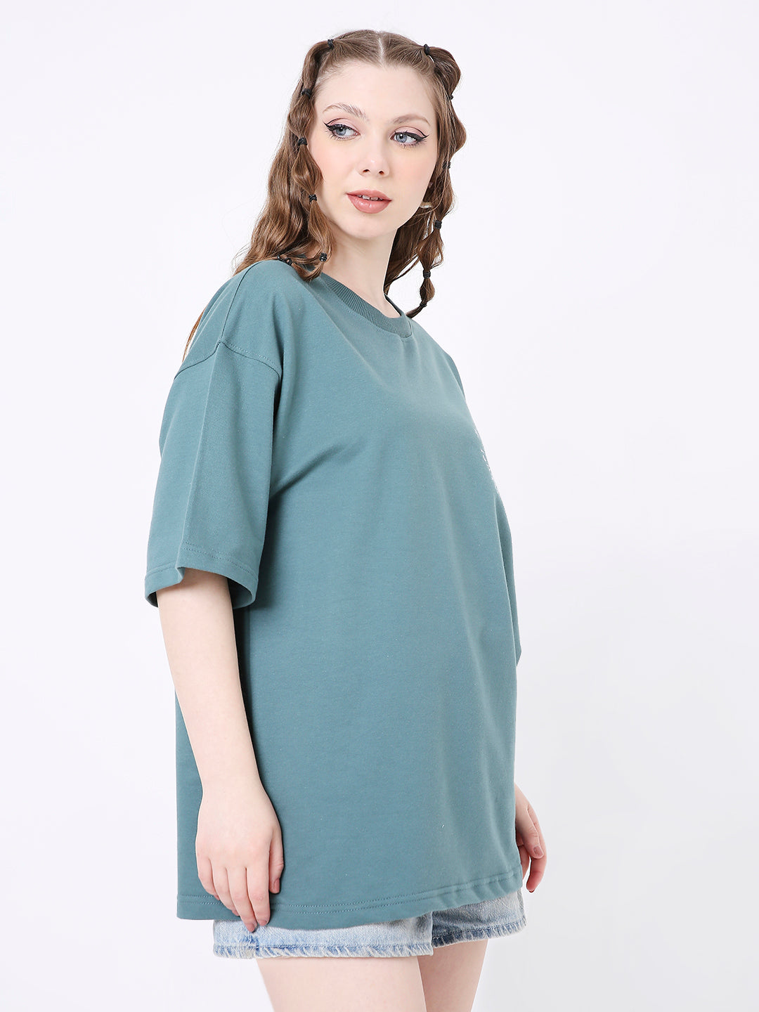 Oversize sapphire blue t-shirt with a printed design, short sleeves, and a relaxed fit.
