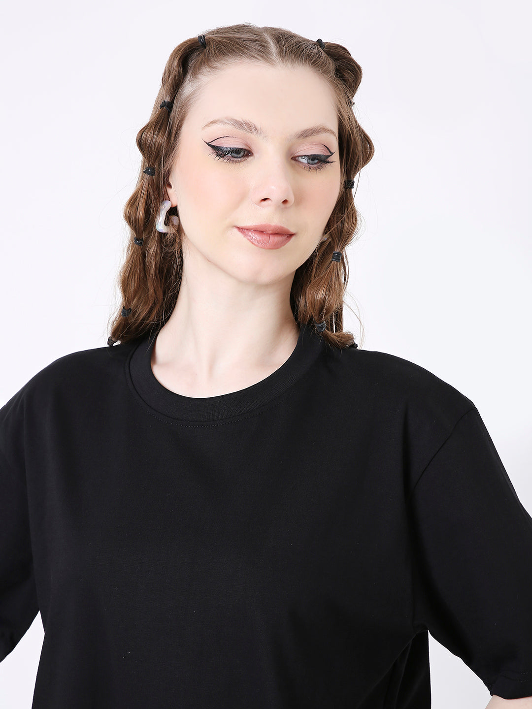 RELAXED FIT BLACK SOLID TSHIRT