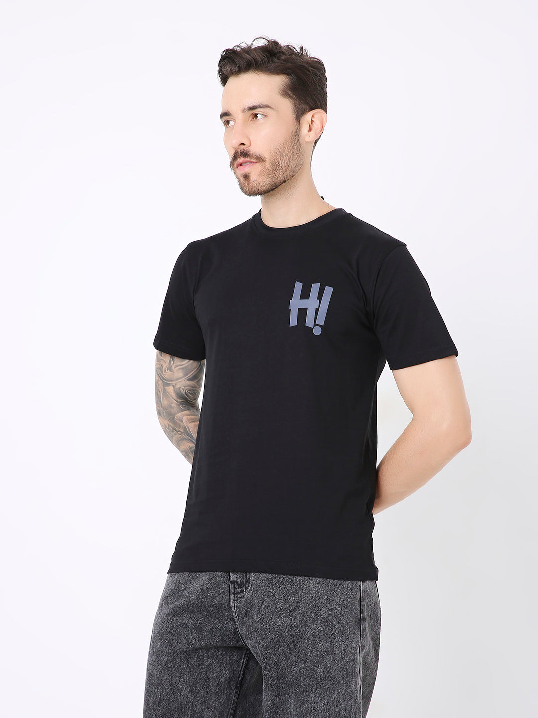 RELAXED FIT BLACK PRINTED TSHIRT