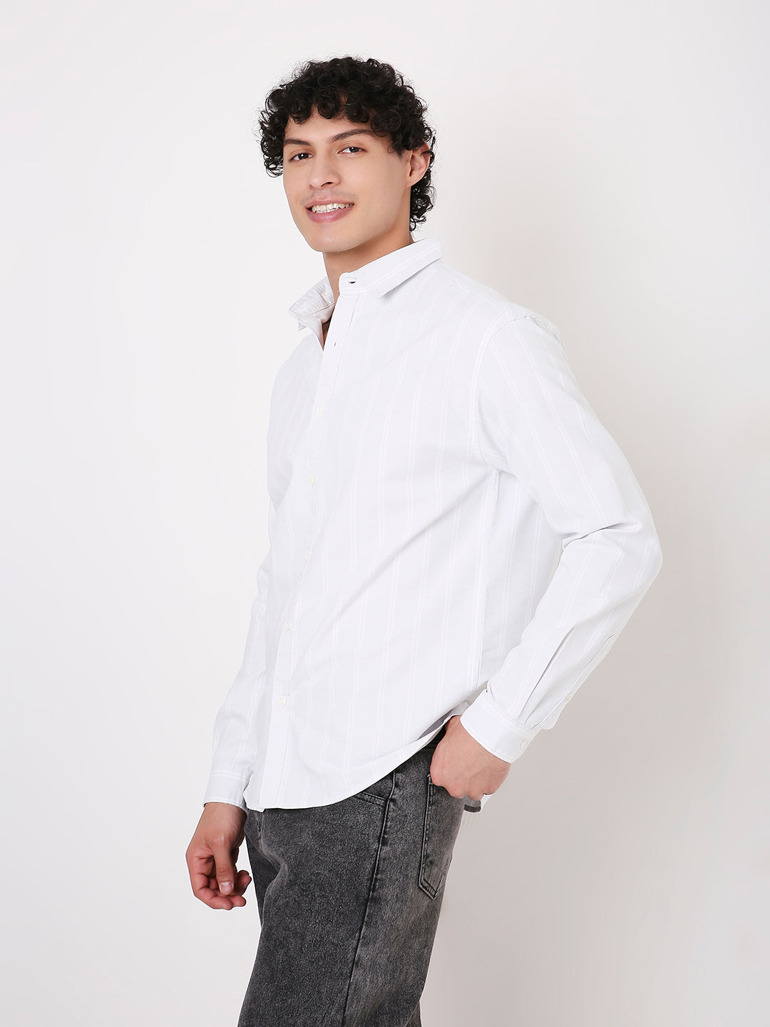 LIGHT GRAY OXFORD STRIPED SHIRT