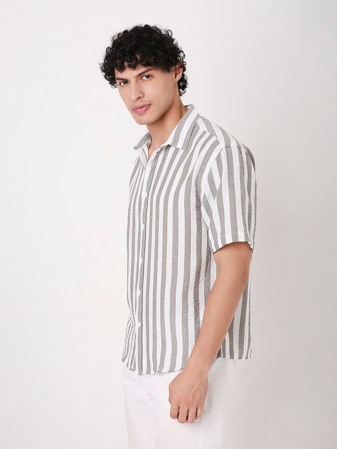 GRAY VERTICAL STRIPED SHIRT
