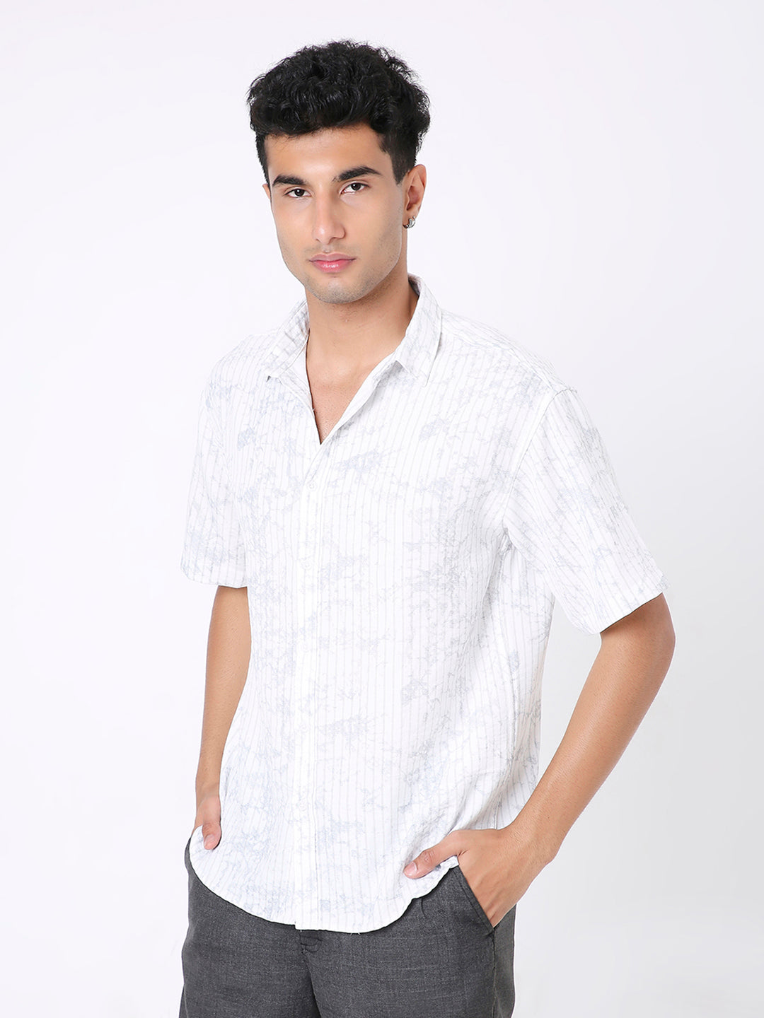 PRINTED SHORT SLEEVE SHIRT