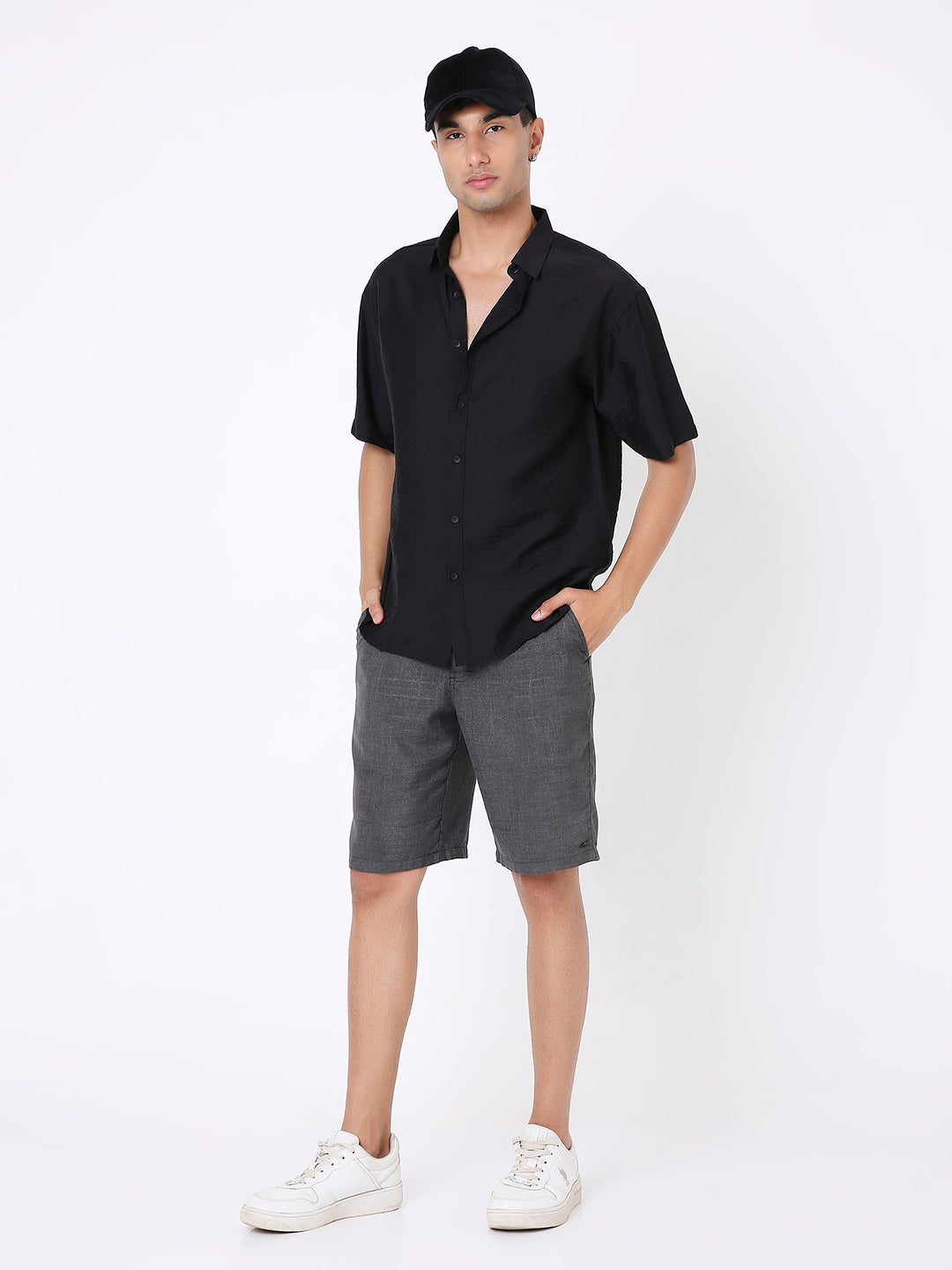 BLACK ESSENTIAL VISCOSE SHIRT