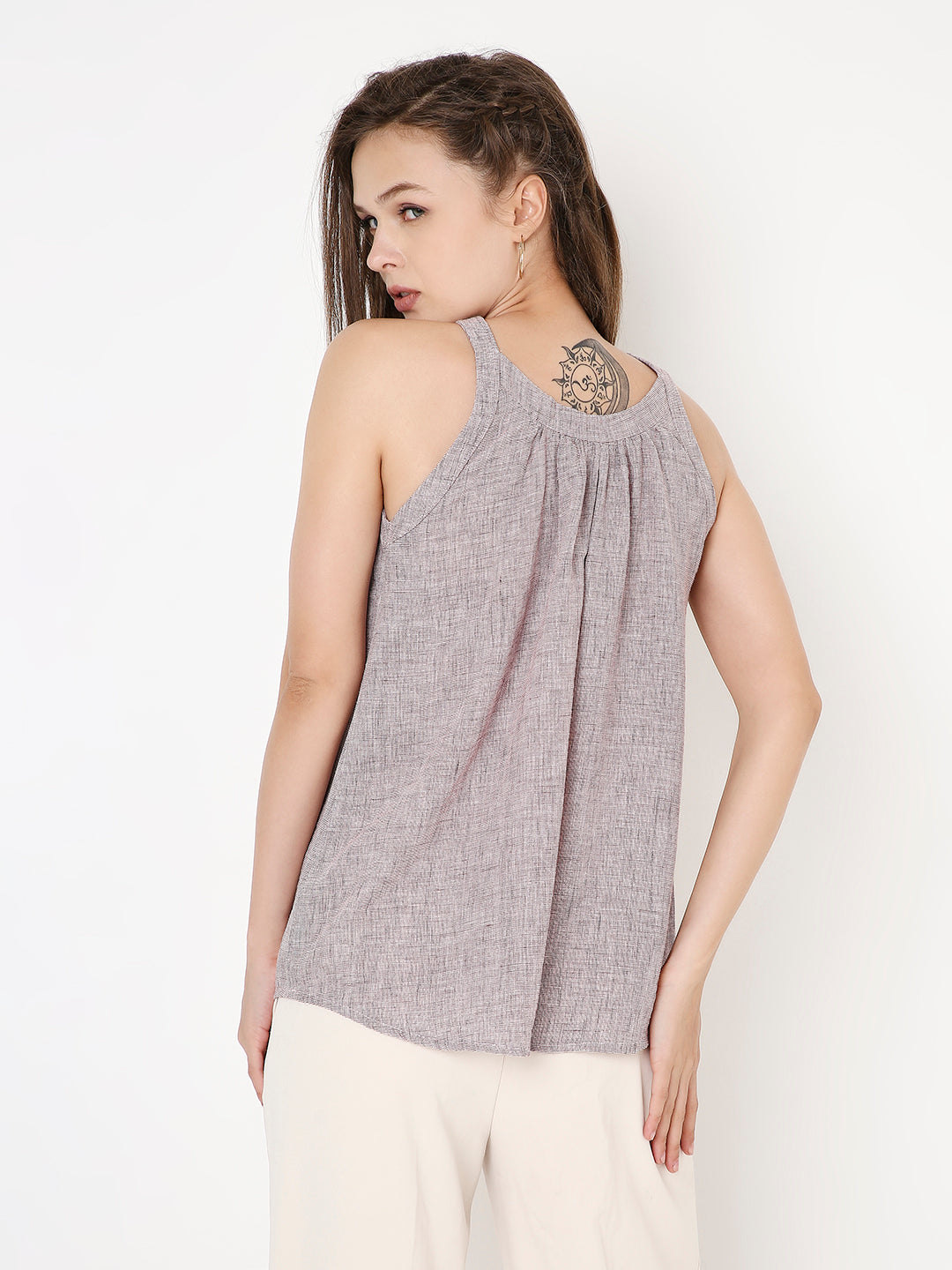 MAROON TEXTURED HALTER NECK TOP