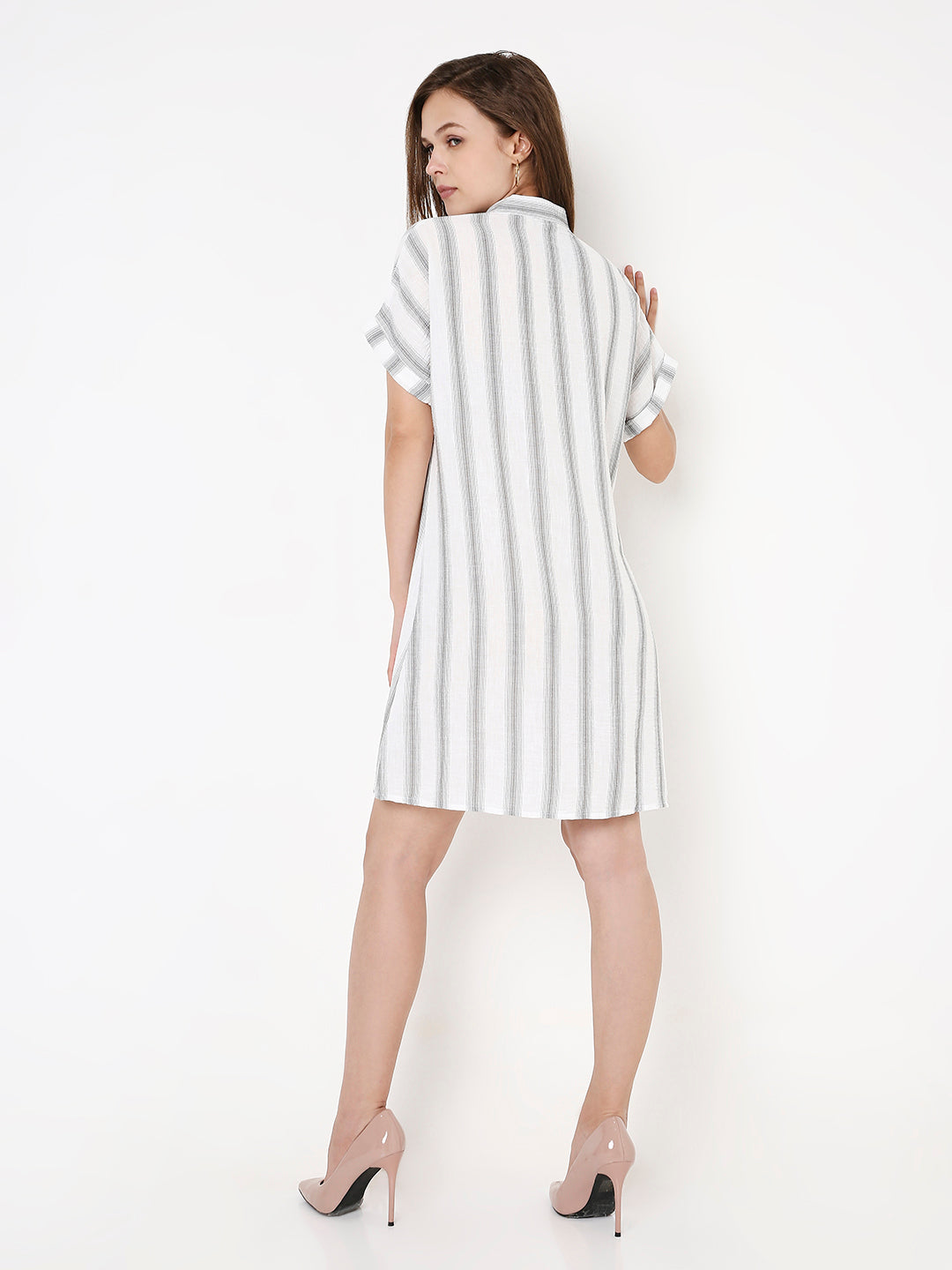 WHITE & GREY A-LINE SHIRT DRESS