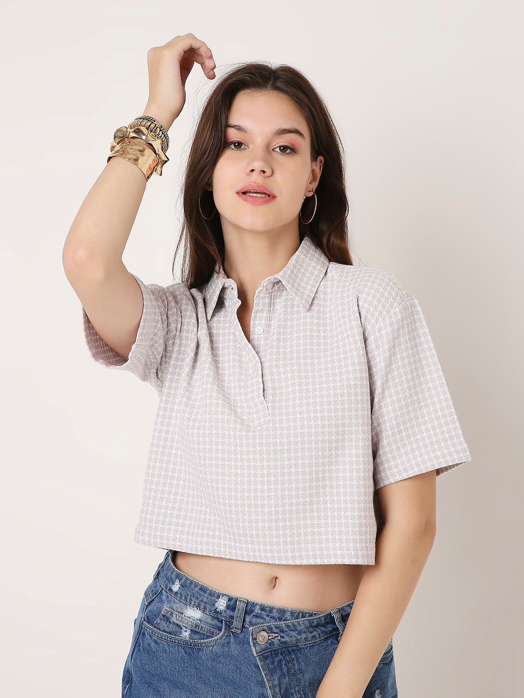 CHIC STRUCTURED BUTTON-DOWN CROPPED POLO