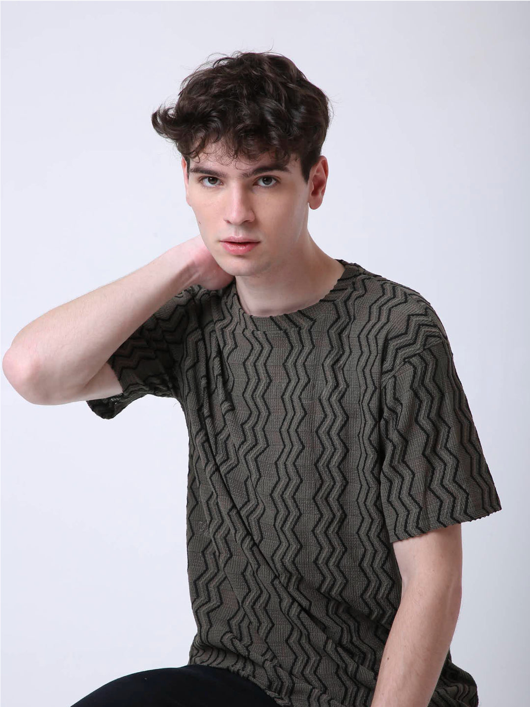 OLIVE TEXTURED STRIPED TSHIRT