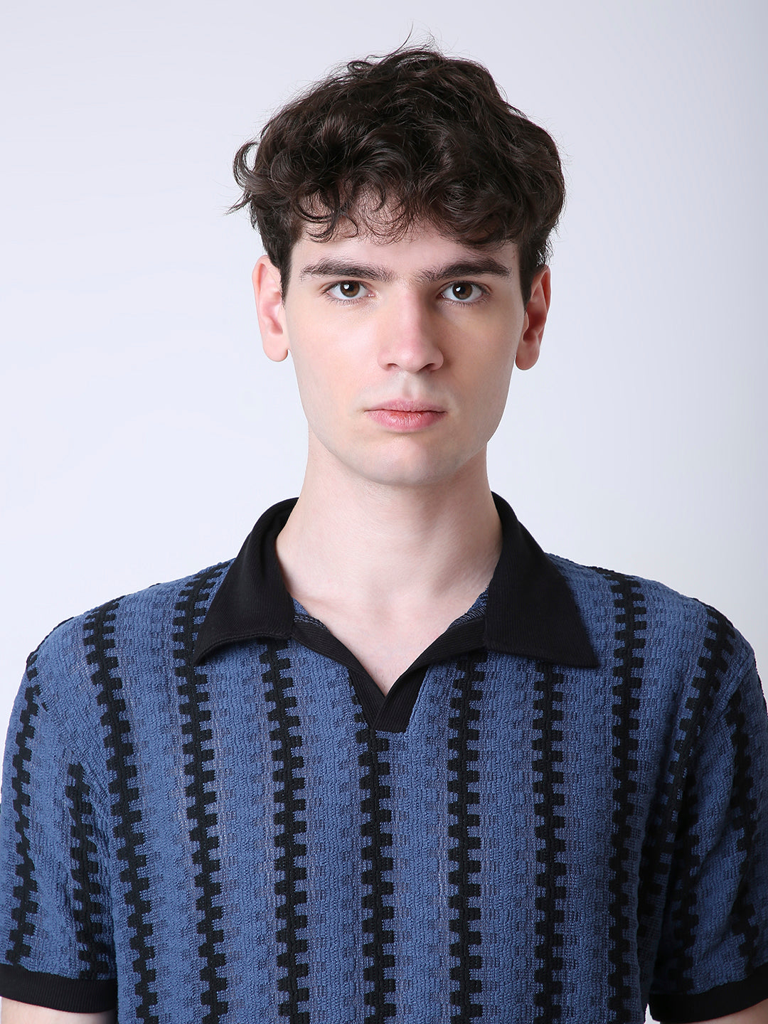 NAVY & BLACK TEXTURED POLO COLLAR KNIT T-SHIRT