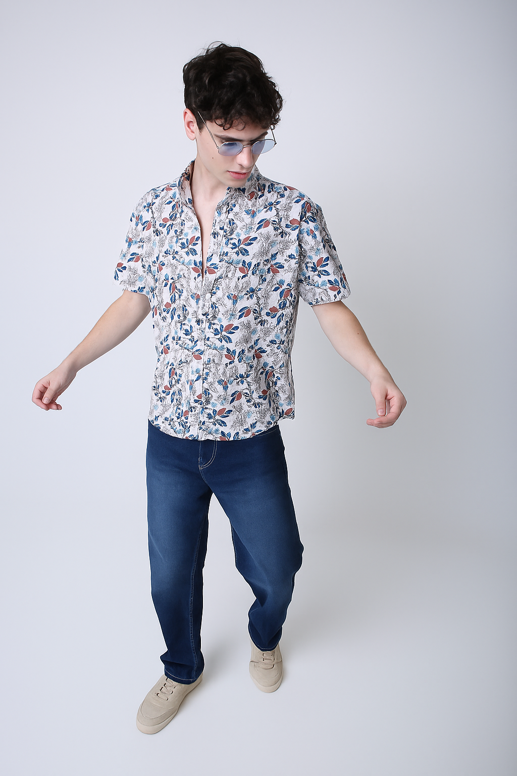 FLORAL PRINTED TEXTURED SHORT SLEEVE SHIRT