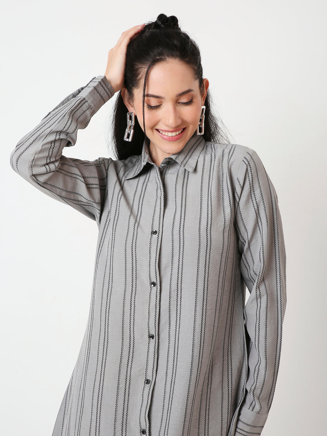 GRAY STRIPED SHIRT DRESS