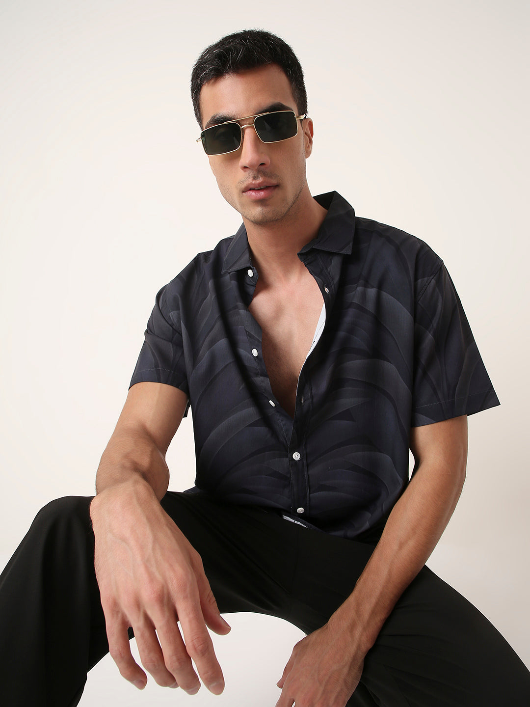 Black Leaf Print Short Sleeve Casual Shirt