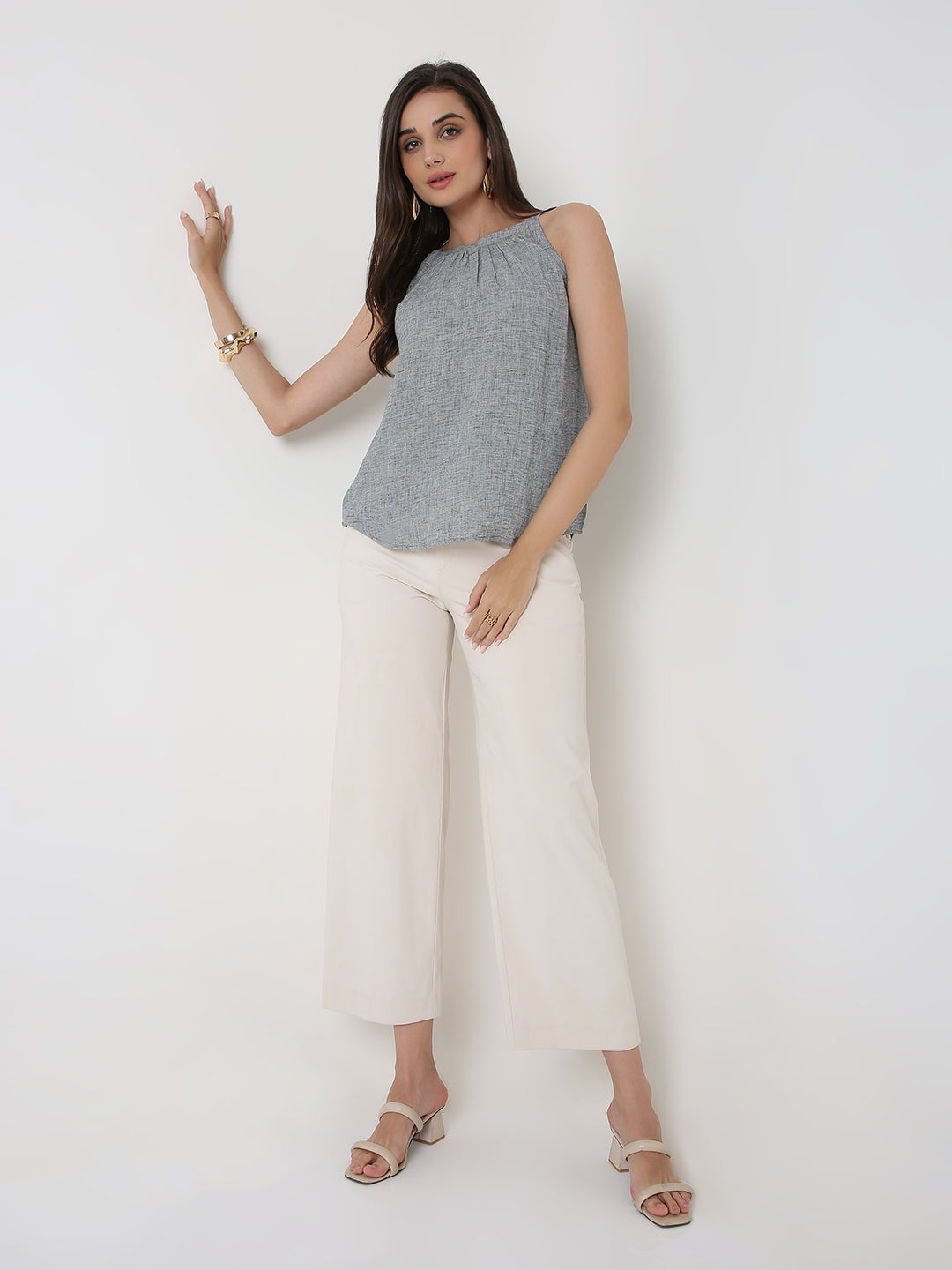 CAUSAL TEXTURED HALTER NECK TOP