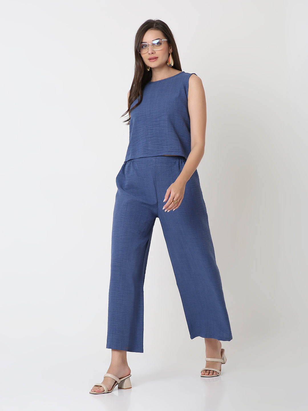 MINIMALIST SLEEVELESS TOP AND  WIDE-LEG PANTS CO-ORDSET